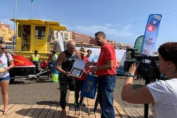 Llegada de Carmelo Santana a Melenara (Foto TA)